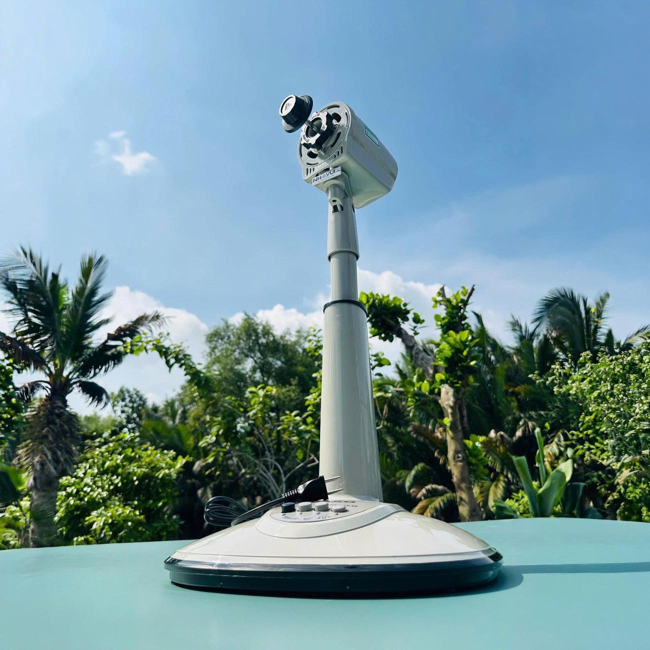 Quạt lửng ống nhựa Senko L1638 47W chỉnh chiều cao