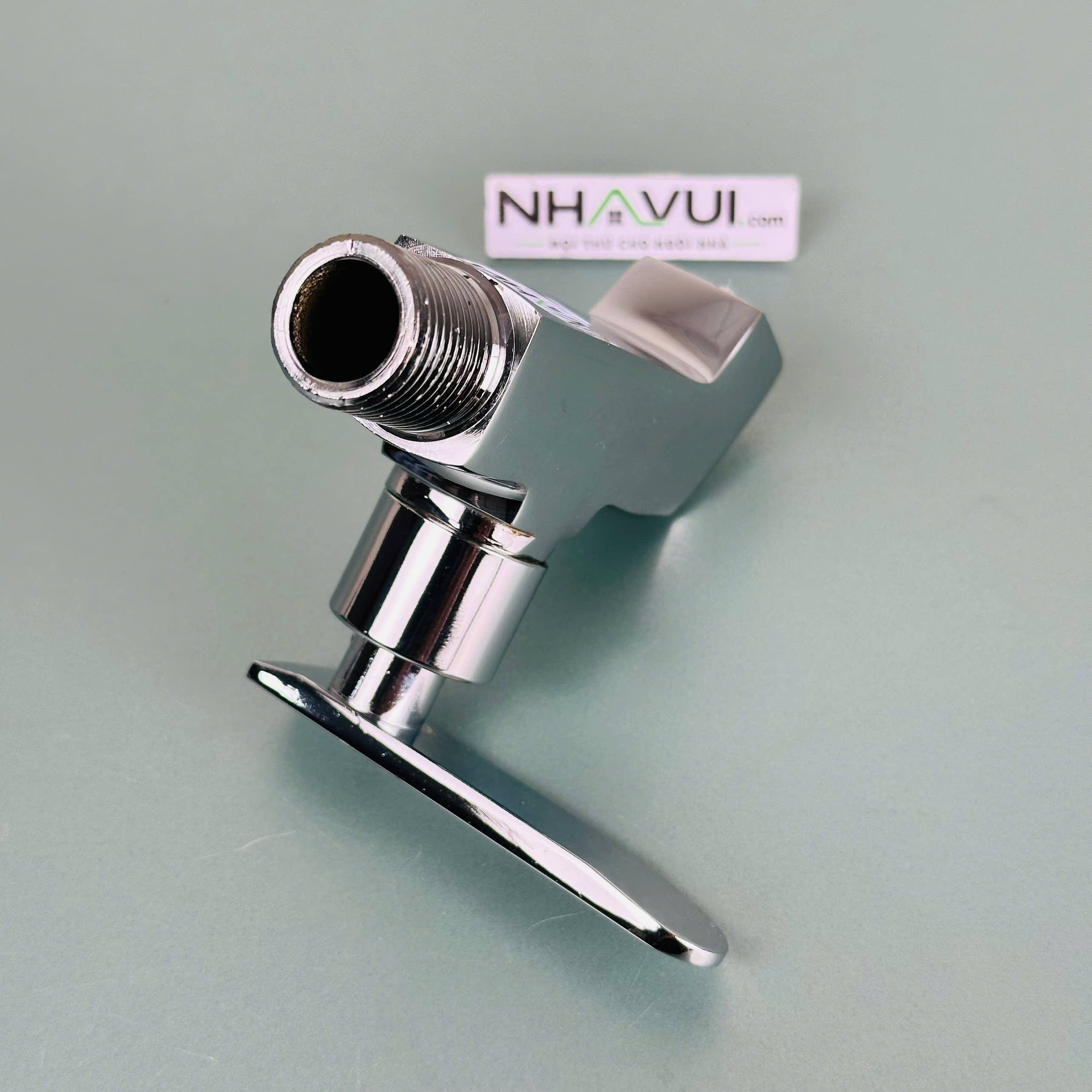 Vòi hồ xi bóng Luco ren 21mm