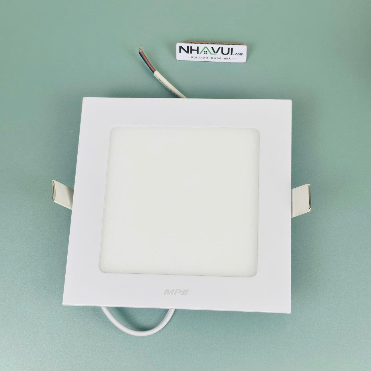 LED Panel vuông ốp nổi MPE Seri SSPL2 12W–24W