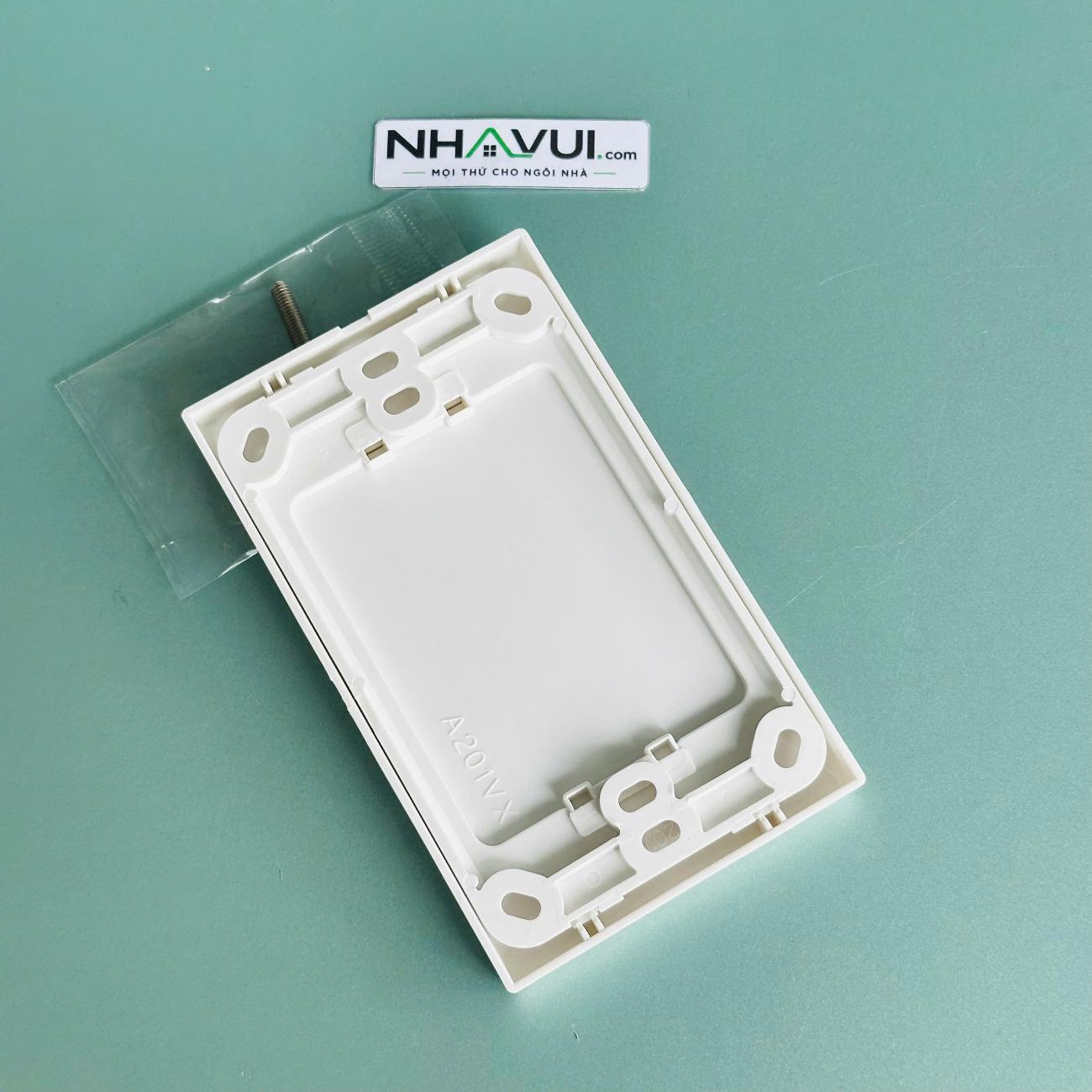 Mặt nạ trơn MPE A201VXN 120x72mm