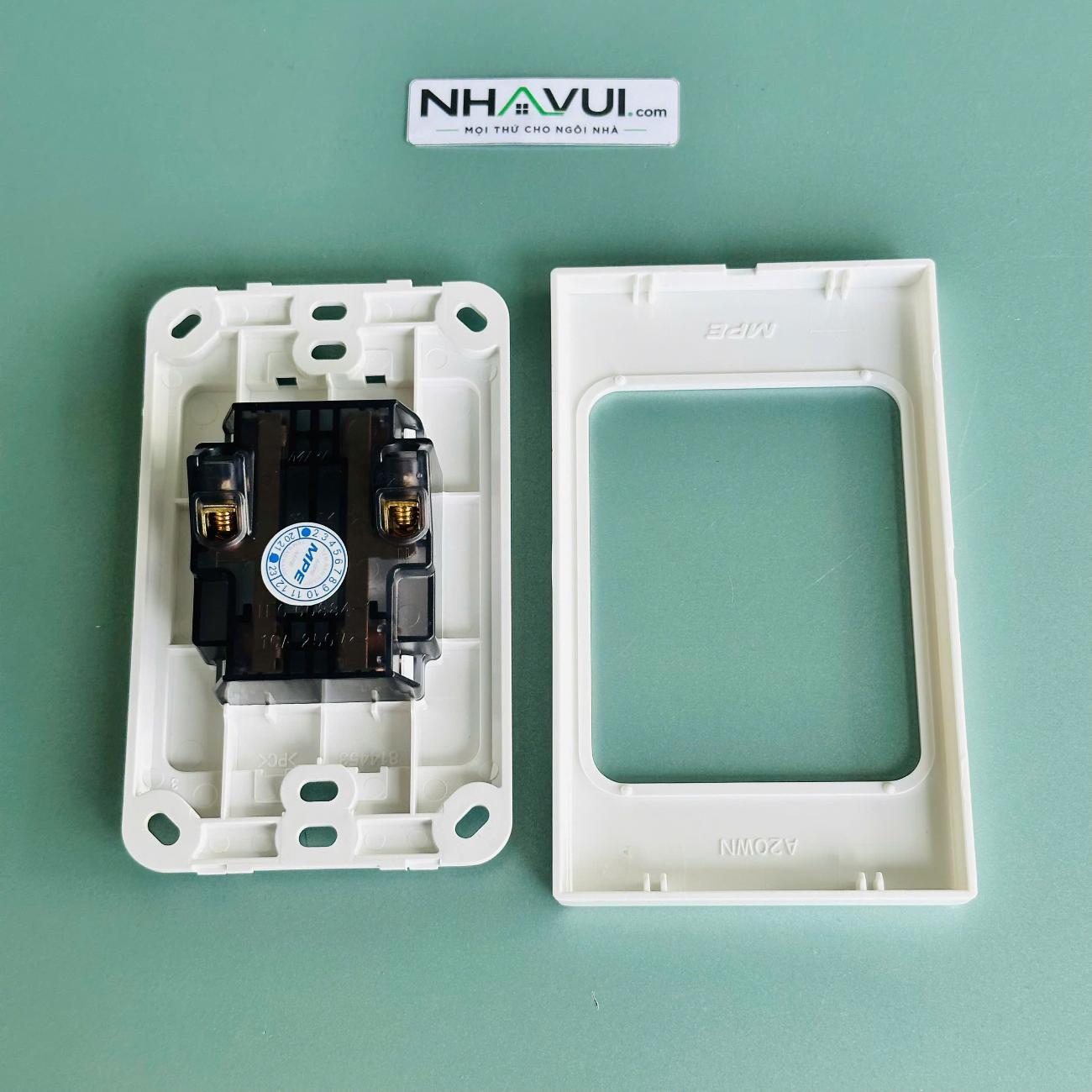 Ổ cắm đôi 2 chấu đế liền MPE A20US2N 16A
