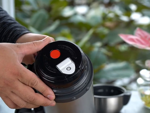 Bình giữ nhiệt Zojirushi SF-CC20 2 lít