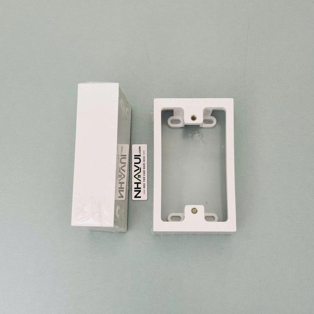 Đế nhựa nổi MPE AK2237N dùng cho mặt, ổ cắm A20 và viền A20-WN