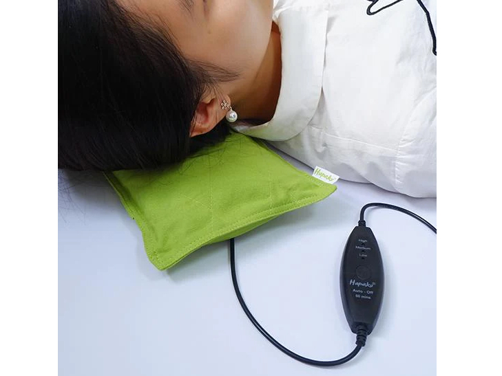 Gối chườm nóng thảo dược Hapaku điện 24V