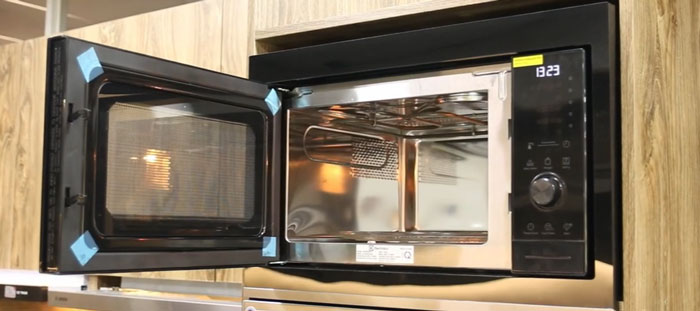Lò vi sóng kết hợp nướng âm tủ Electrolux EMSB30XCF 30 lít