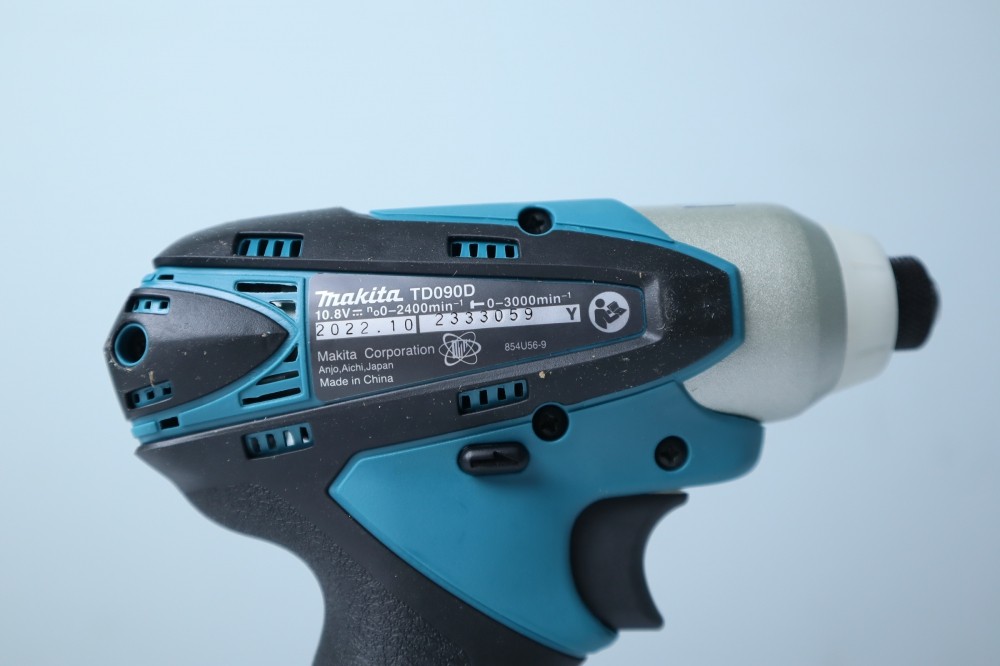 Máy bắt vít dùng pin Makita TD090DZ 10.8V 90 Nm (thân máy, chưa gồm pin và sạc)
