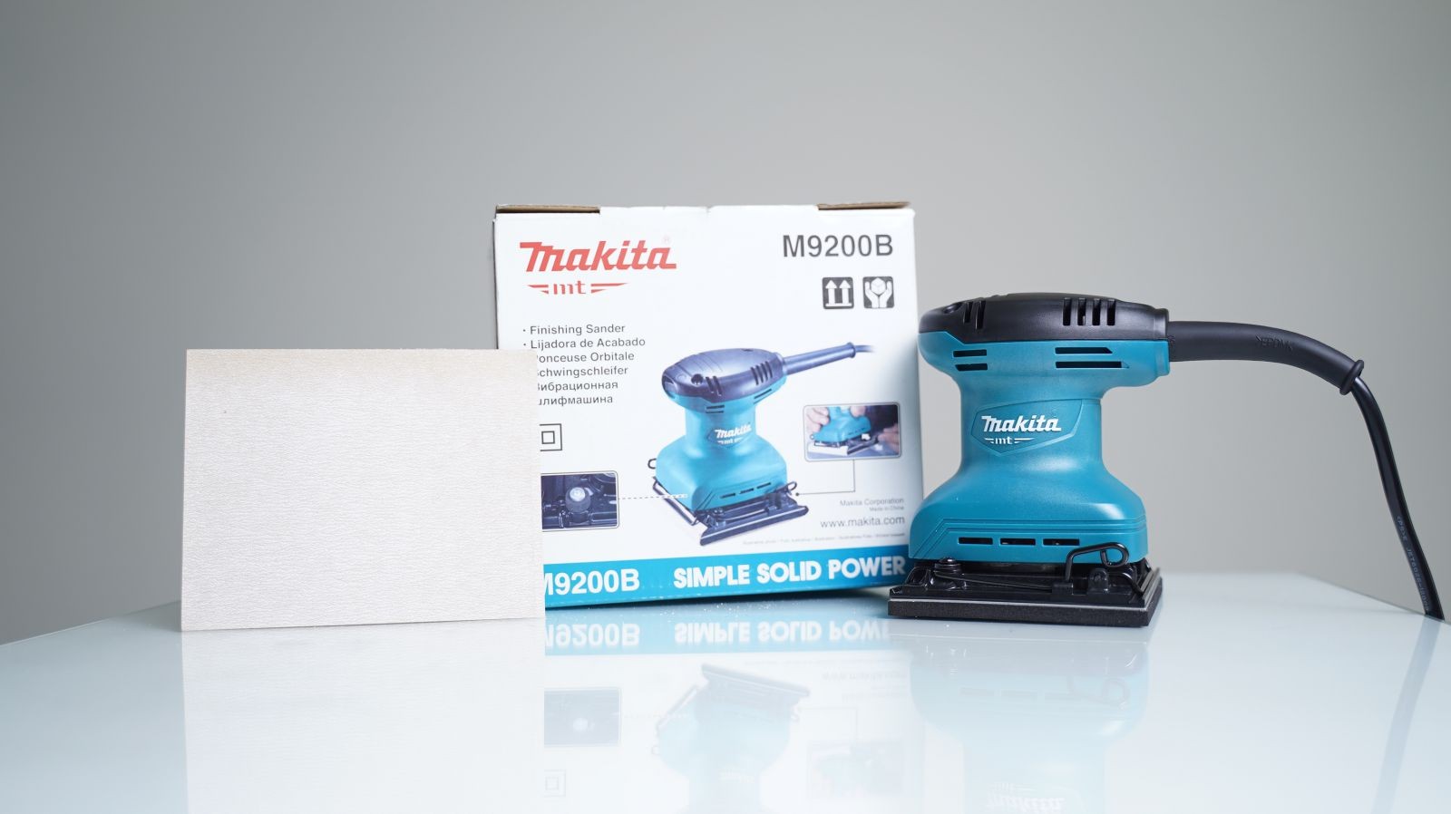 Máy chà nhám rung Makita M9200B 180W – đế 112 × 102 mm