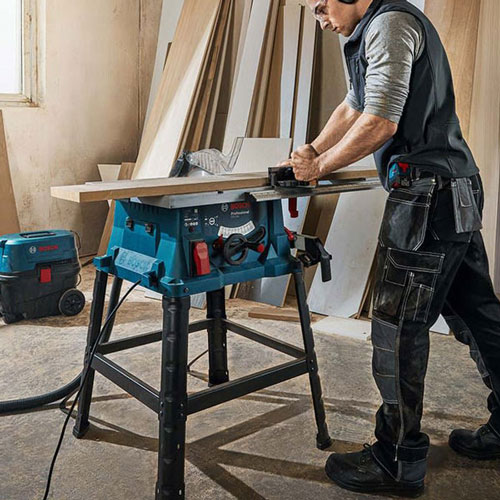 Máy cưa bàn Bosch GTS 254 1.800W