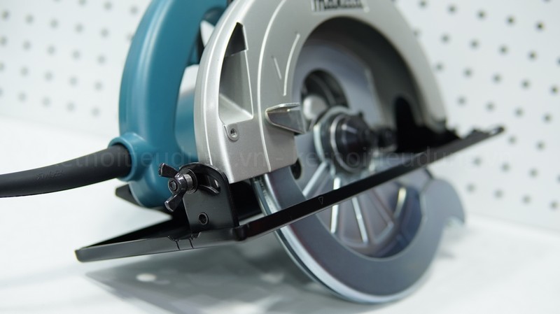 Máy cưa đĩa Makita N5900B 2000W lưỡi 235 mm