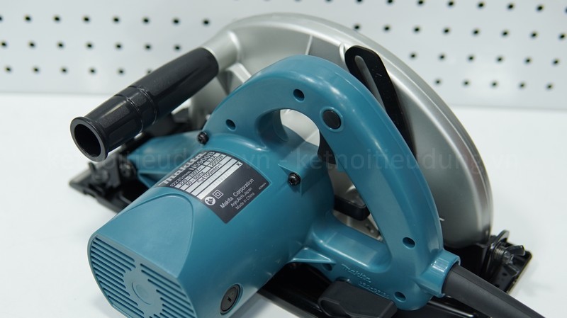 Máy cưa đĩa Makita N5900B 2000W lưỡi 235 mm