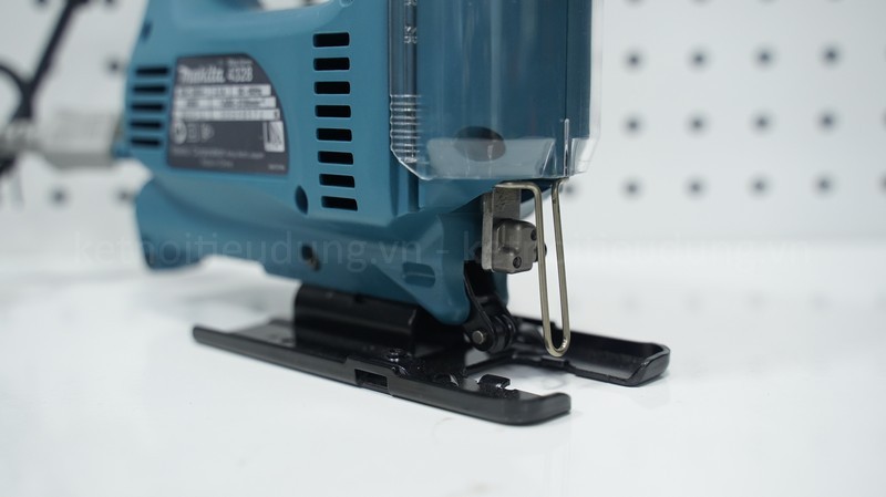 Máy cưa lọng Makita 4328 450W