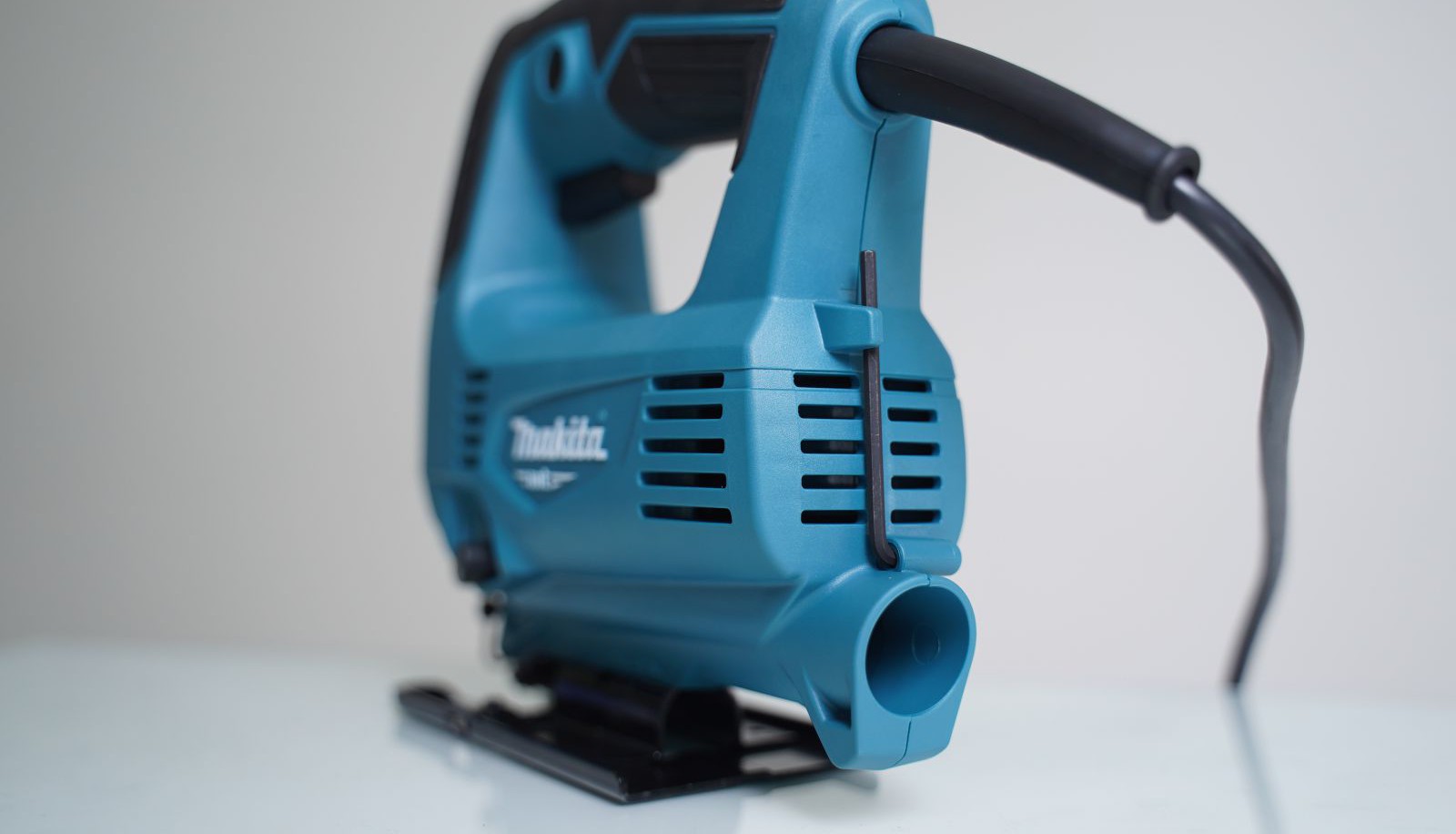 Máy cưa lọng Makita M4301B 450W cắt gỗ 65 mm