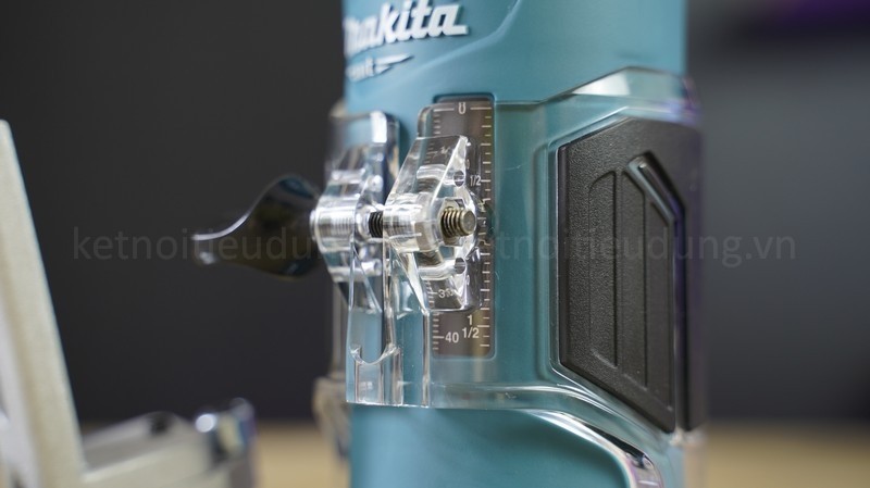 Máy đánh cạnh Makita M3700B 530W – cốt 6,35 mm, phay sâu 0–42 mm