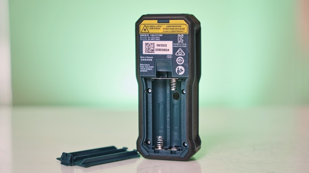 Máy đo khoảng cách laser Bosch GLM 30-23 0601072XK0 – đo 0,15–30 m