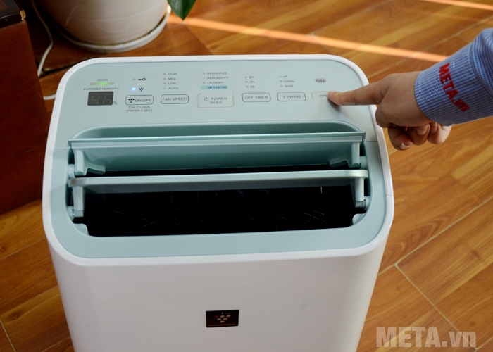 Máy hút ẩm kèm lọc không khí Sharp DW-E16FA-W