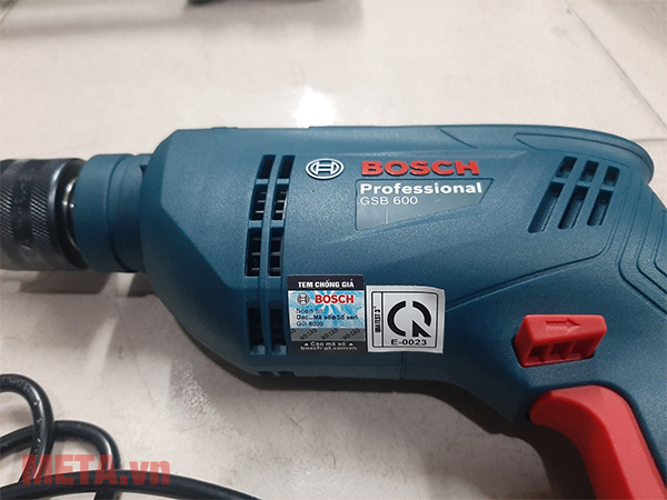 Máy khoan động lực Bosch GSB 600 kèm bộ 100 món (06011A03K1)