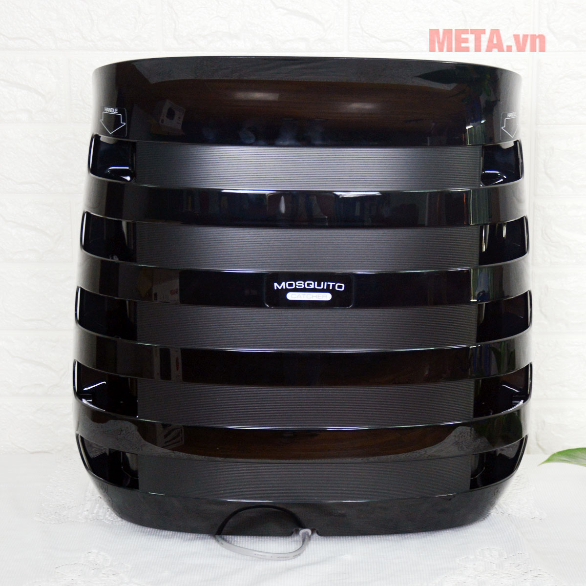 Máy lọc không khí và bắt muỗi Sharp FP-JM30V-B