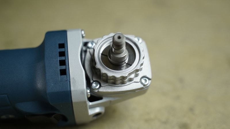 Máy mài góc Bosch GWS 900-100 900W đá 100 mm 06013960K0