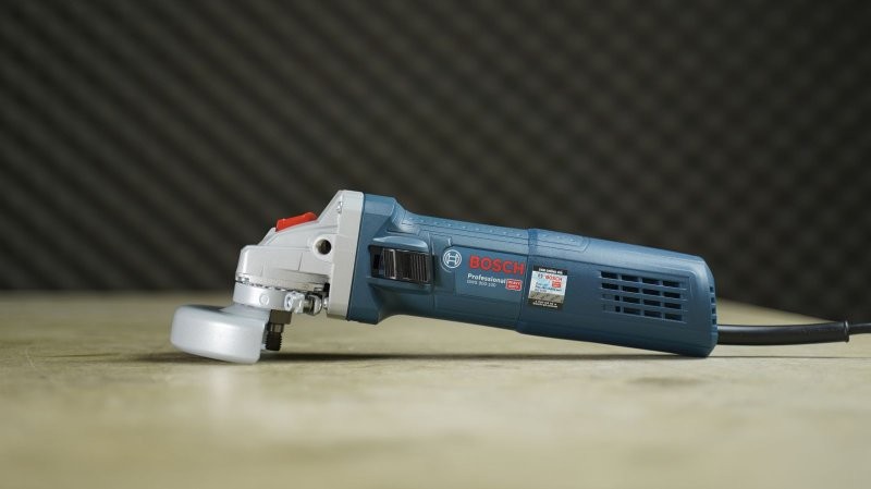 Máy mài góc Bosch GWS 900-100 900W đá 100 mm 06013960K0