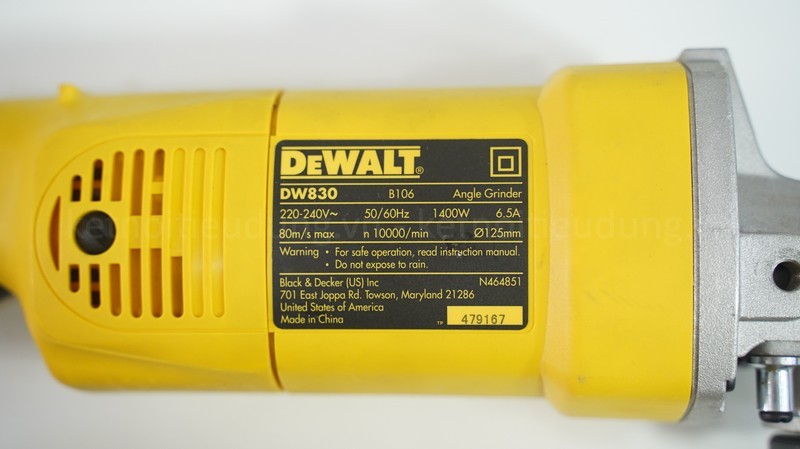 Máy mài góc Dewalt DW830 1.400 W đá 125 mm