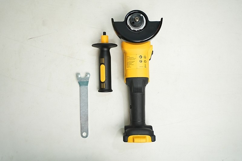 Máy mài góc dùng pin Dewalt DCG407N-B1 20V Max đá 100 mm (thân máy, chưa pin sạc)
