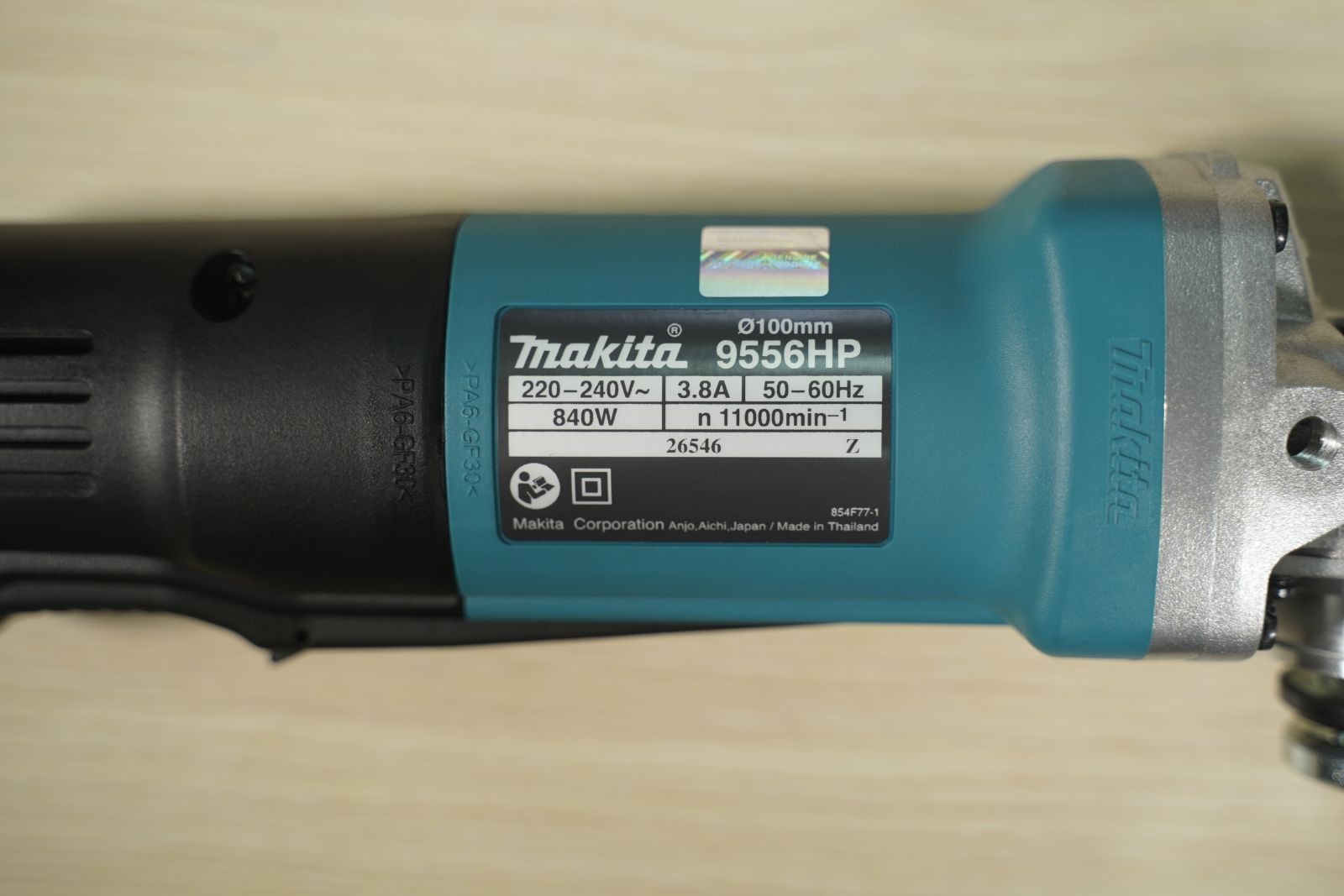 Máy mài góc Makita 9556HP 840W đá 100 mm
