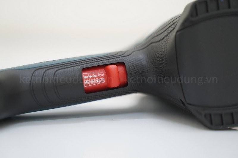 Máy thổi hơi nóng Bosch GHG 18-60 1800W – 50–600°C
