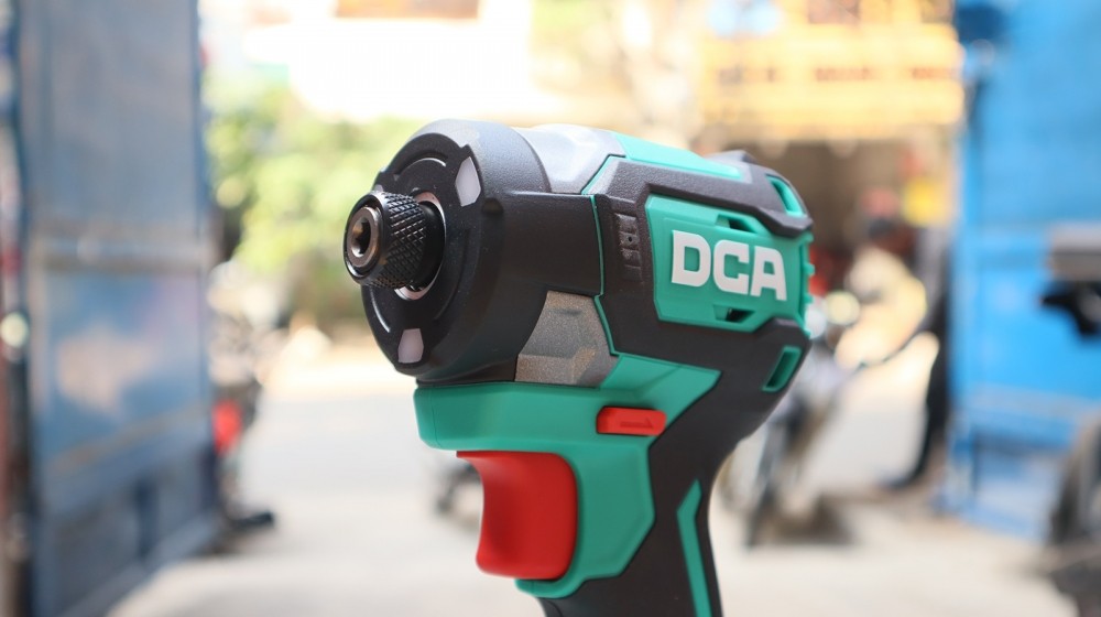 Máy vặn vít dùng pin DCA ADPL208Z 20V 208 Nm (chưa pin, sạc)