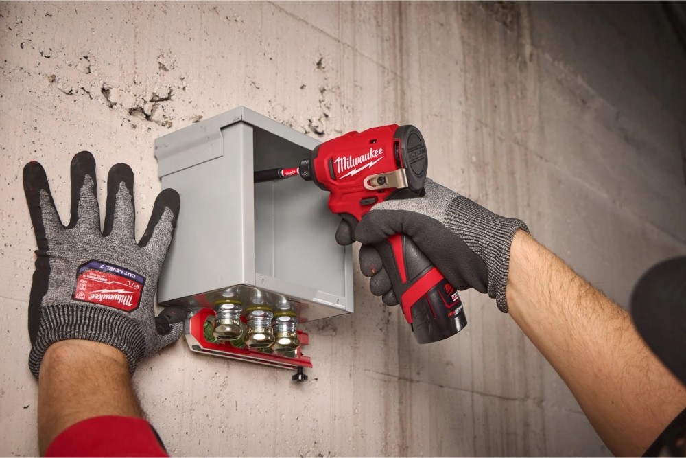 Máy vặn vít dùng pin Milwaukee M12 BLIDRC-0 12V 124 Nm (thân máy, chưa pin sạc)