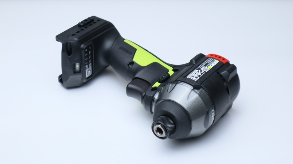 Máy vặn vít dùng pin Worx WU291D.9 20 V không chổi than 230 Nm (chưa pin, sạc)