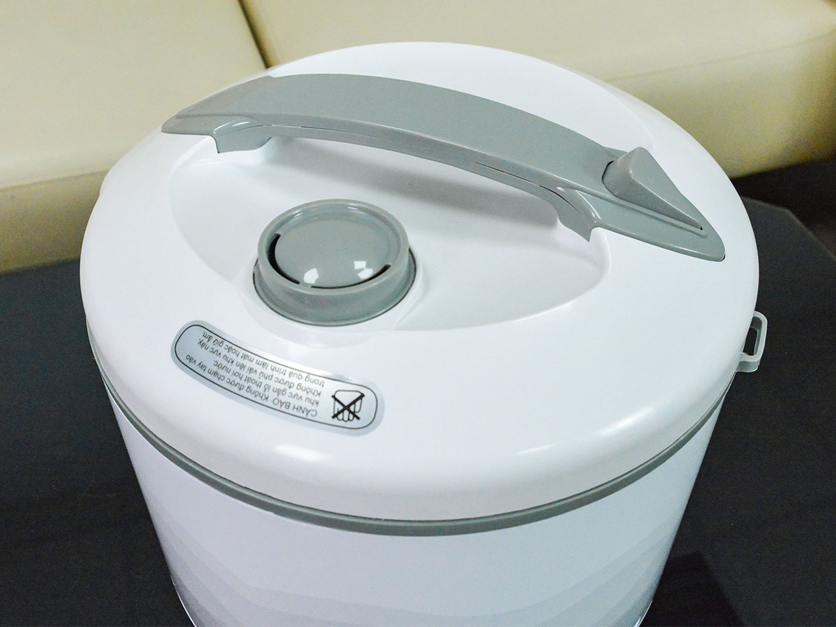 Nồi cơm điện Sunhouse SHD8602 1,8 lít