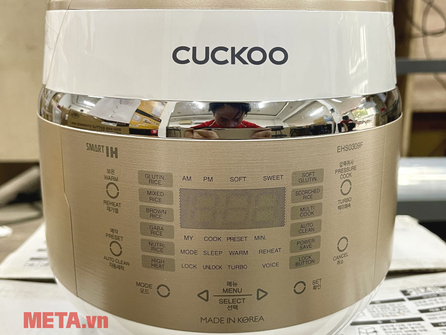 Nồi cơm điện tử áp suất Cuckoo CRP-EHS0309F 0,5 lít