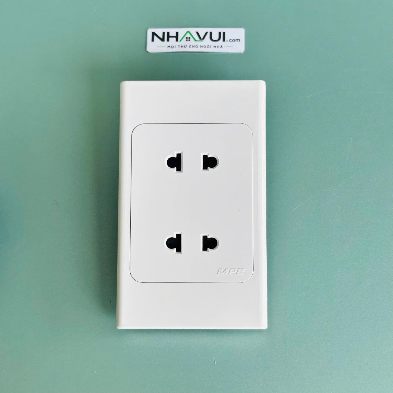Ổ cắm đôi 2 chấu đế liền MPE A20US2N 16A, 250V~, 120×72mm