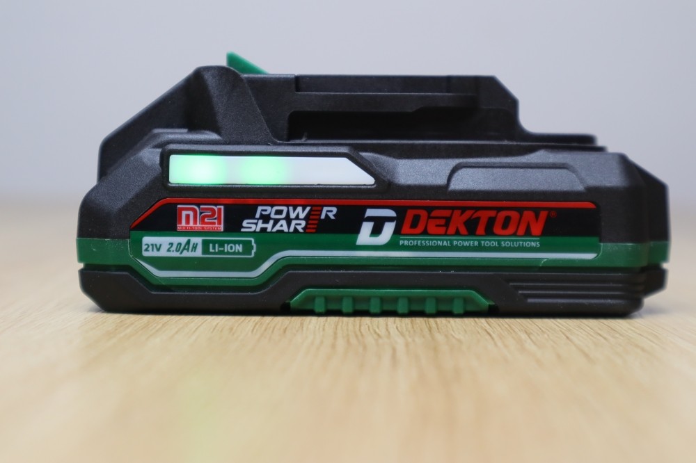Pin Dekton M21-B2000PLUS 21V 2.0Ah