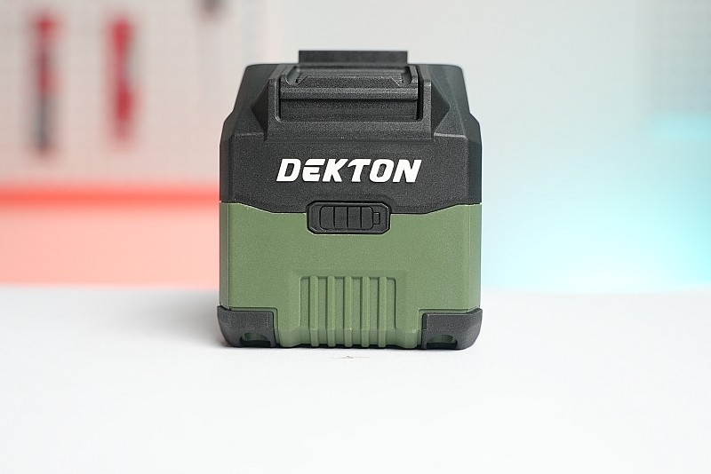 Pin Dekton M21-B6095XA 21V 6.0Ah – hệ M21