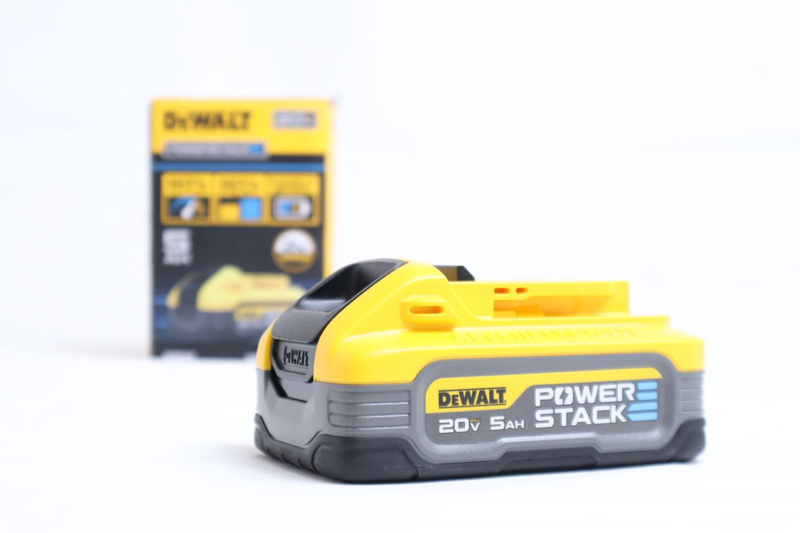 Pin Dewalt Powerstack DCBP520-B1 20V MAX 5.0Ah
