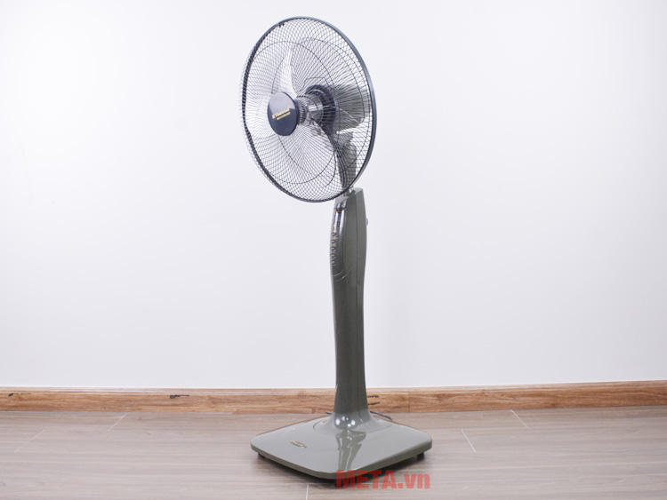 Quạt cây Vinawind 400X-MS có điều khiển từ xa
