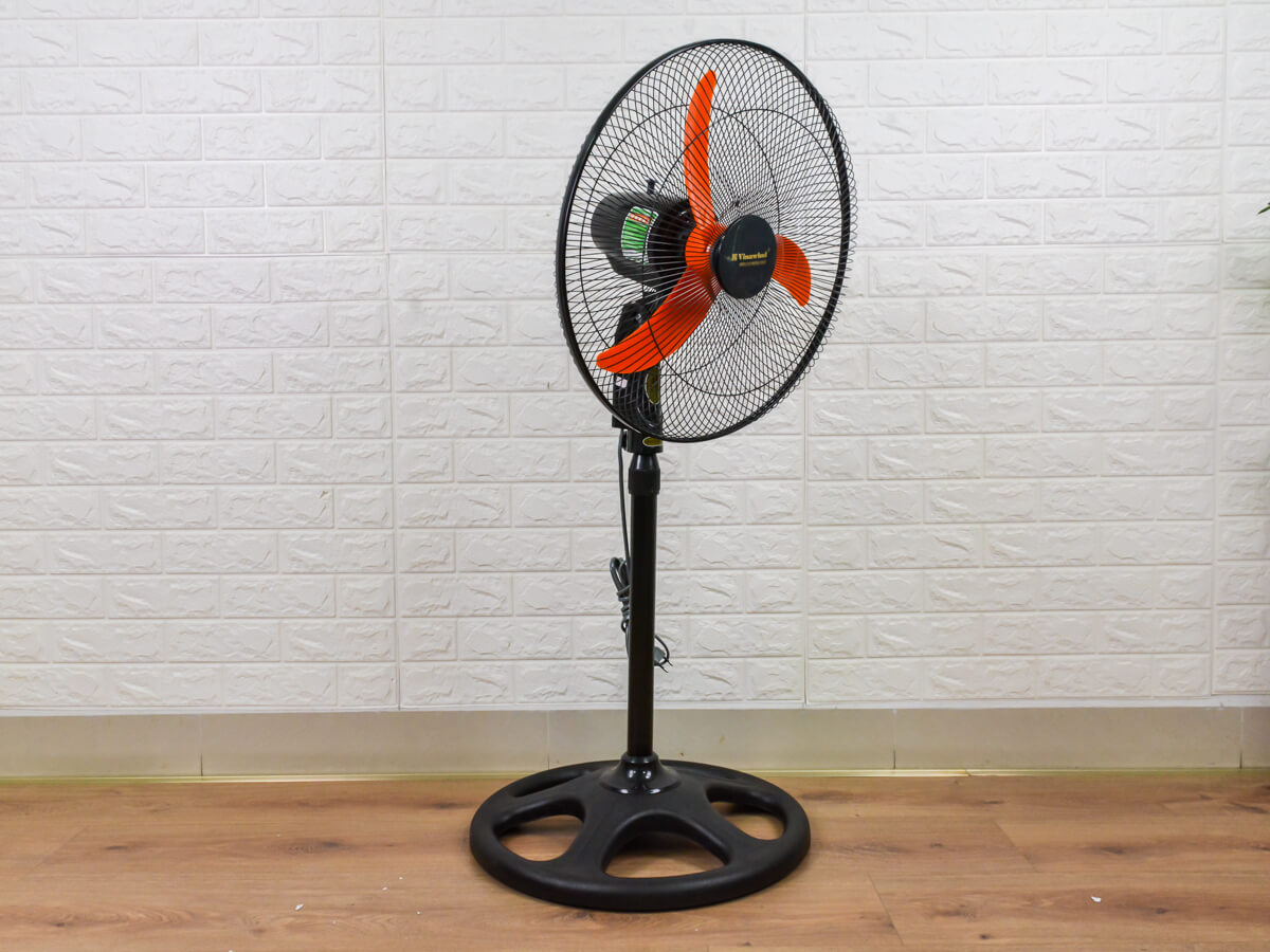 Quạt cây Vinawind 450-ĐM sải cánh 45cm