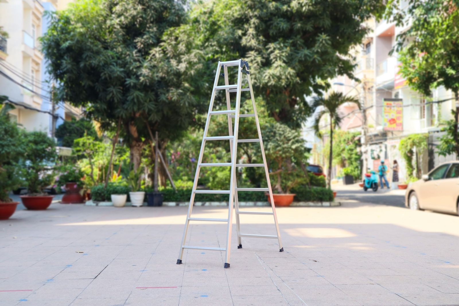 Thang nhôm chữ A IG WMT-08 2 × 8 bậc