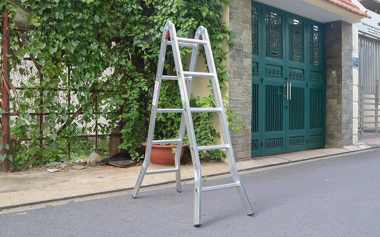 Thang nhôm chữ A khóa sập Nikita Nika-15 – chữ A 1,5 m, chữ I 3 m