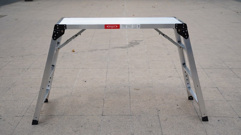 Thang nhôm dạng bàn Poongsan PS-401212 mặt bàn 40 x 120 cm, tải 120 kg