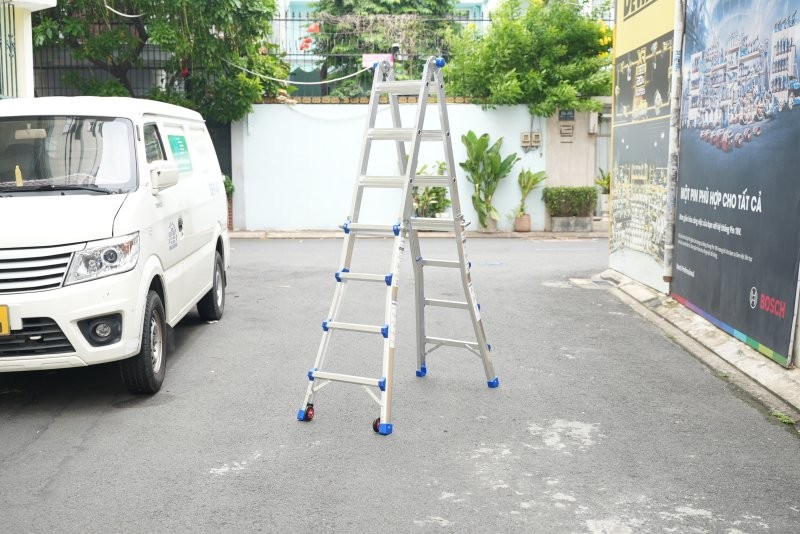 Thang nhôm gấp đa năng Nikawa NKE-44 2 x 4 bậc – chữ A 2,01 m, chữ I 4,14 m