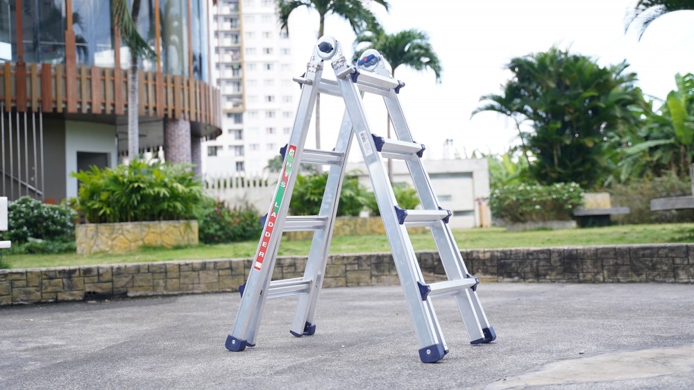 Thang nhôm rút chữ A đa năng IG NTS-44 – chữ A 127–213 cm, chữ I 260–441 cm