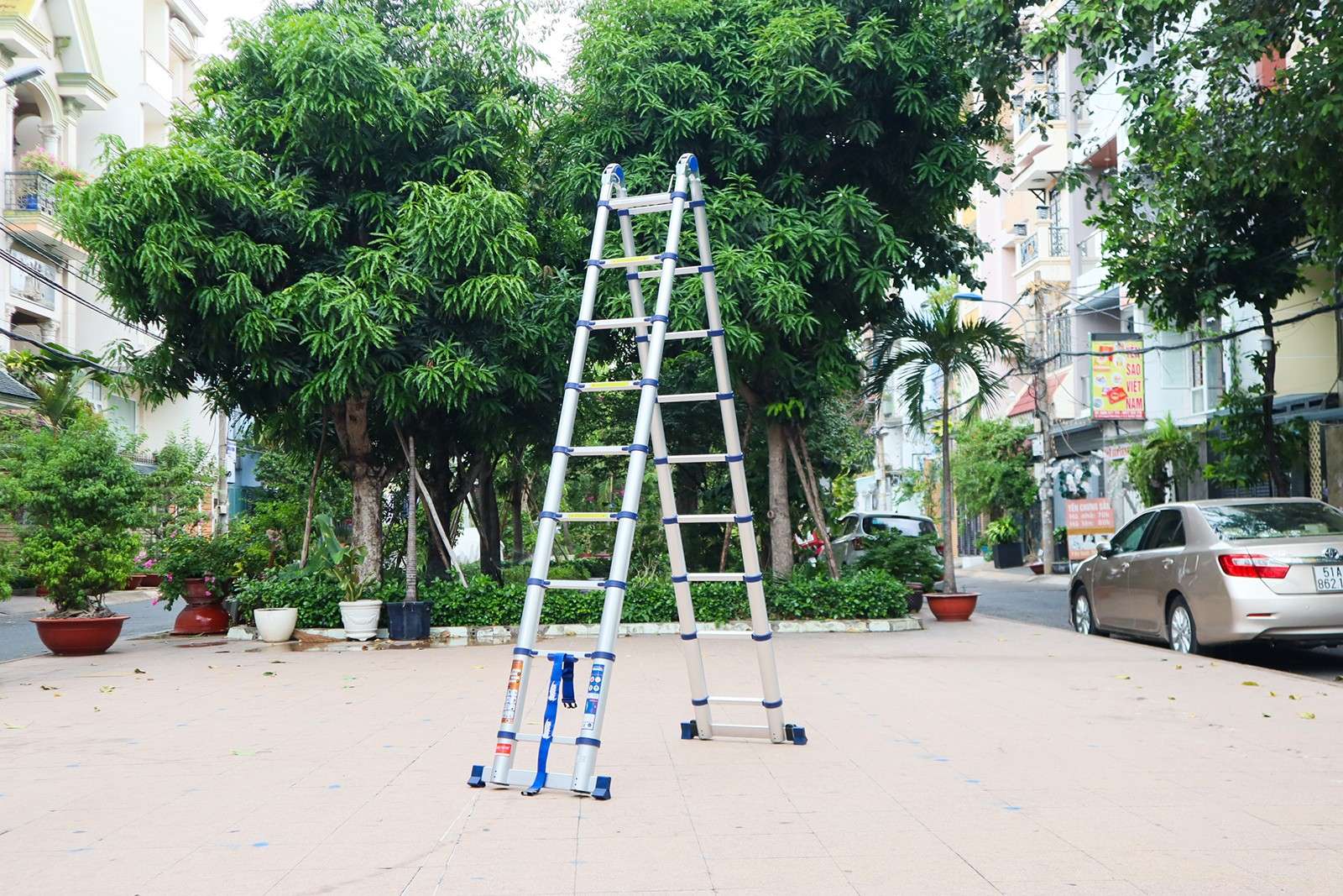 Thang nhôm rút đôi chữ A Nikawa NK-38AI-PRI – chữ A 1,9 m, chữ I 3,8 m