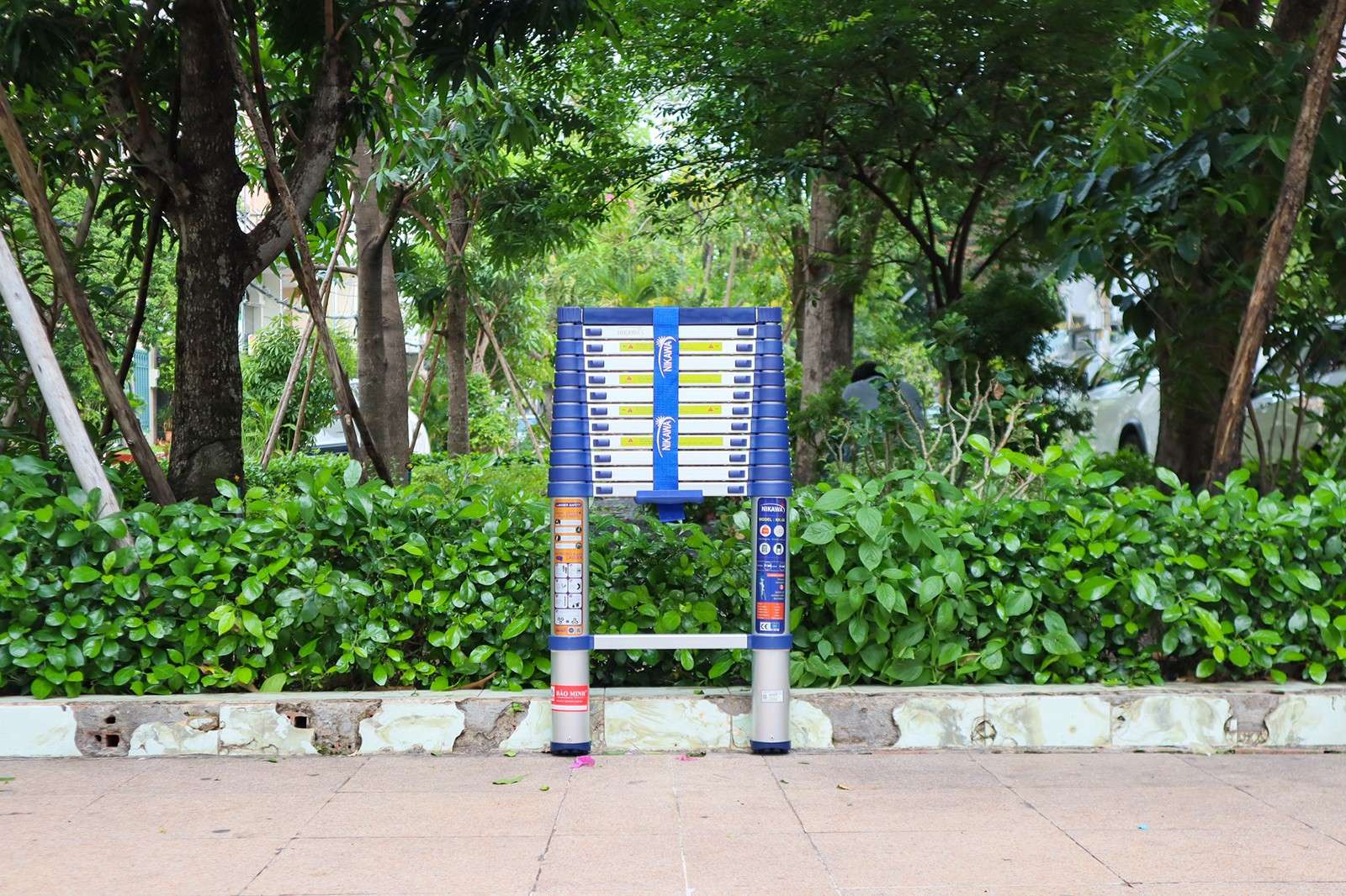 Thang nhôm rút đơn Nikawa NK-38 cao 3,8 m, 13 bậc, tải 150 kg