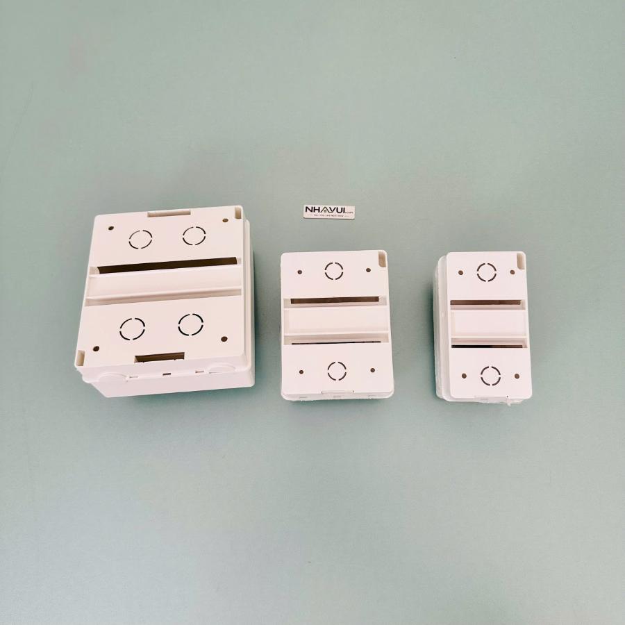 Tủ điện lắp nổi MPE Seri TN chứa MCB