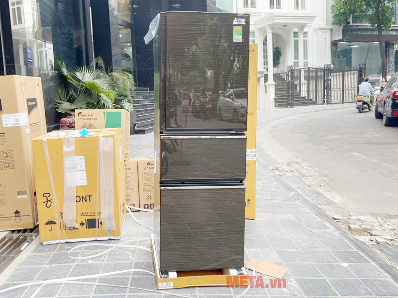 Tủ lạnh Mitsubishi Electric Inverter 272 lít MR-CX35EM-BRW-V 3 cánh