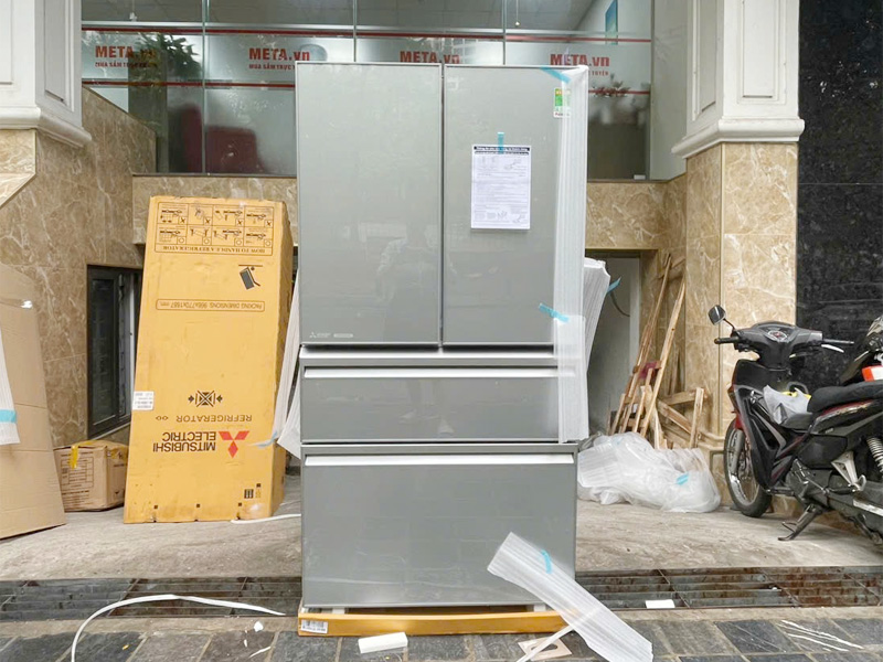 Tủ lạnh Mitsubishi Electric Inverter 564 lít MR-LX68EM-GSL-V 4 cánh
